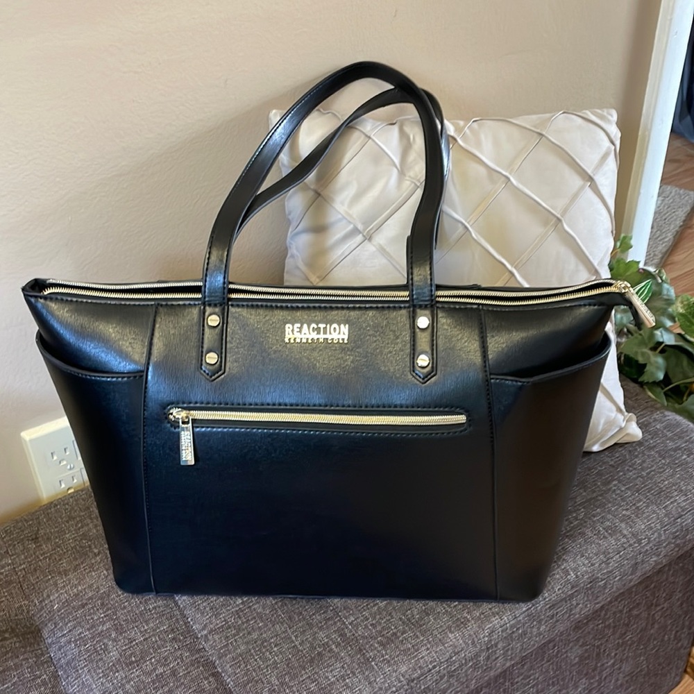 Kenneth Cole Reaction Downtown Darling Make Mental Tote Bag